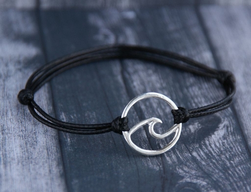 bransoleta sznurkowa z motywem fali